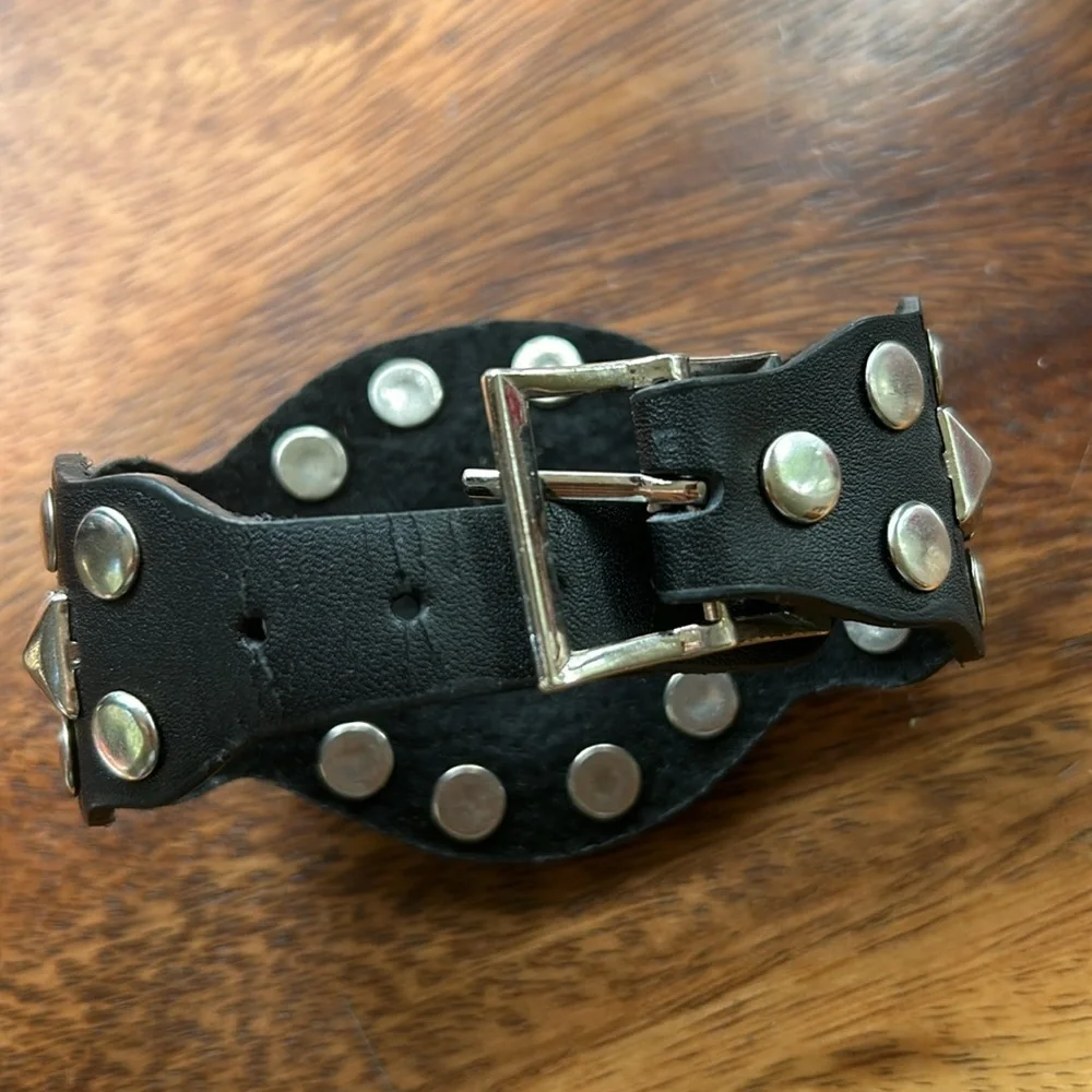 Goth Skull Bracelet !!!